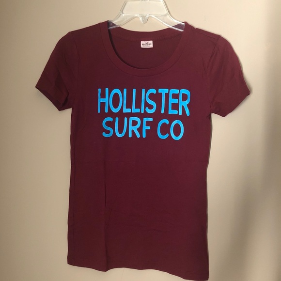 Hollister Tops - Hollister T-shirt size small